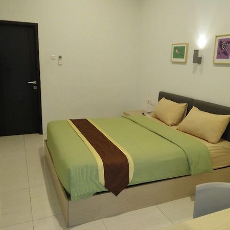 Sentra Inn Bandung Exterior foto