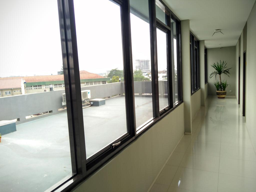 Sentra Inn Bandung Exterior foto