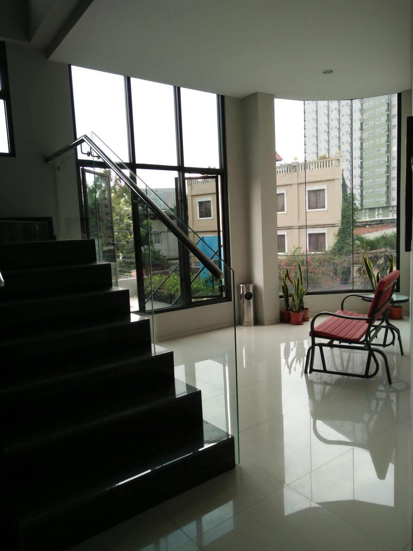 Sentra Inn Bandung Exterior foto